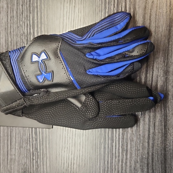 Under Armour Clean up Batting Gloves,Black (008)/Blue YSM JP/JCH (Small) - Picture 3 of 4